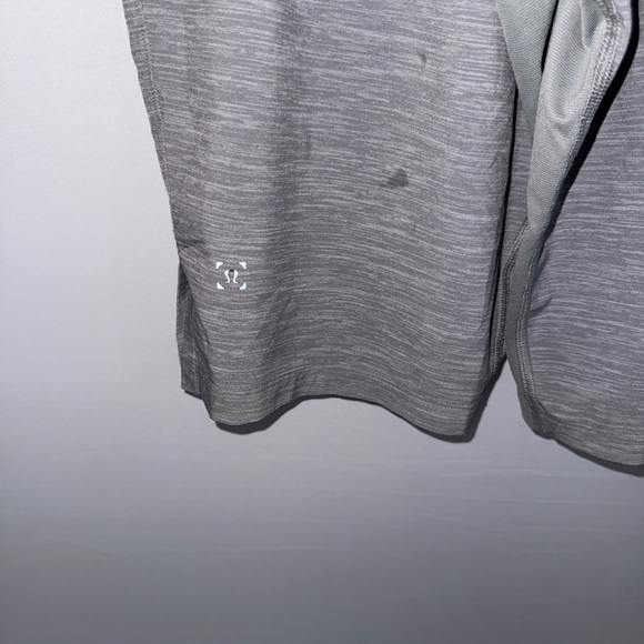lululemon athletica Men's T.H.E. Linerless 9” Shorts Gray - Size XS - Picture 5 of 9